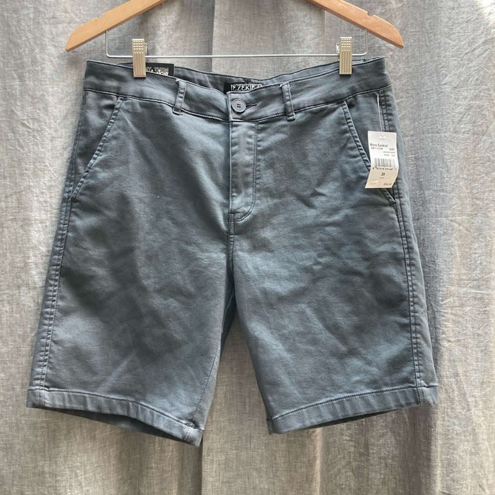 Men’s Ezekiel “Dwayne Short”